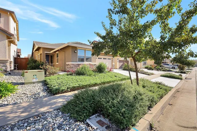 $575,000 | 3755 Edington Drive, Rancho Cordova, CA 95742