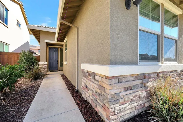 $575,000 | 3755 Edington Drive, Rancho Cordova, CA 95742