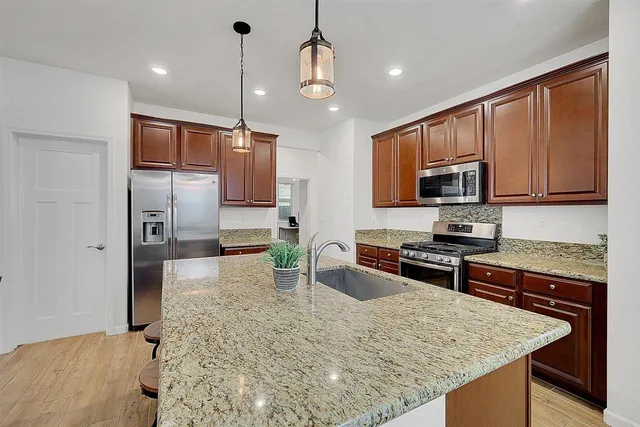 $575,000 | 3755 Edington Drive, Rancho Cordova, CA 95742