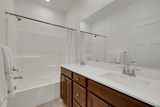 $575,000 | 3755 Edington Drive, Rancho Cordova, CA 95742