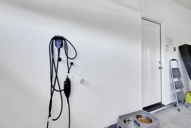 $575,000 | 3755 Edington Drive, Rancho Cordova, CA 95742