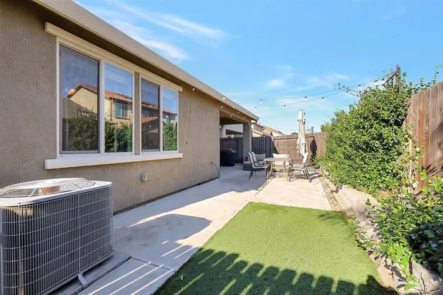 $575,000 | 3755 Edington Drive, Rancho Cordova, CA 95742