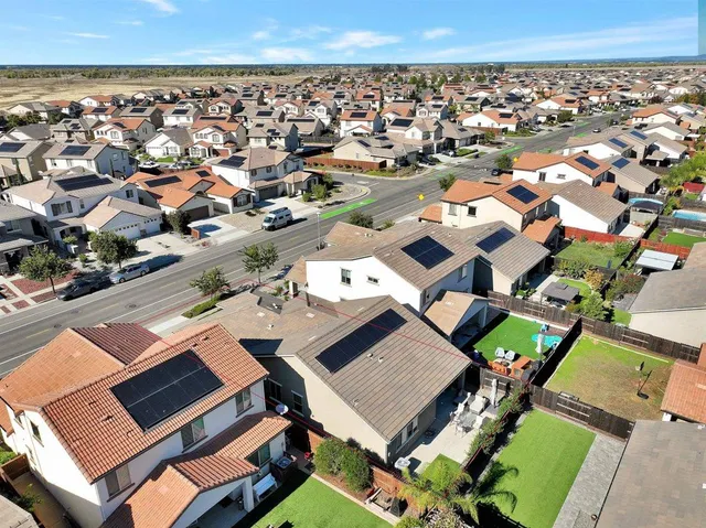 $575,000 | 3755 Edington Drive, Rancho Cordova, CA 95742