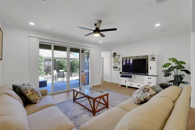 $575,000 | 3755 Edington Drive, Rancho Cordova, CA 95742