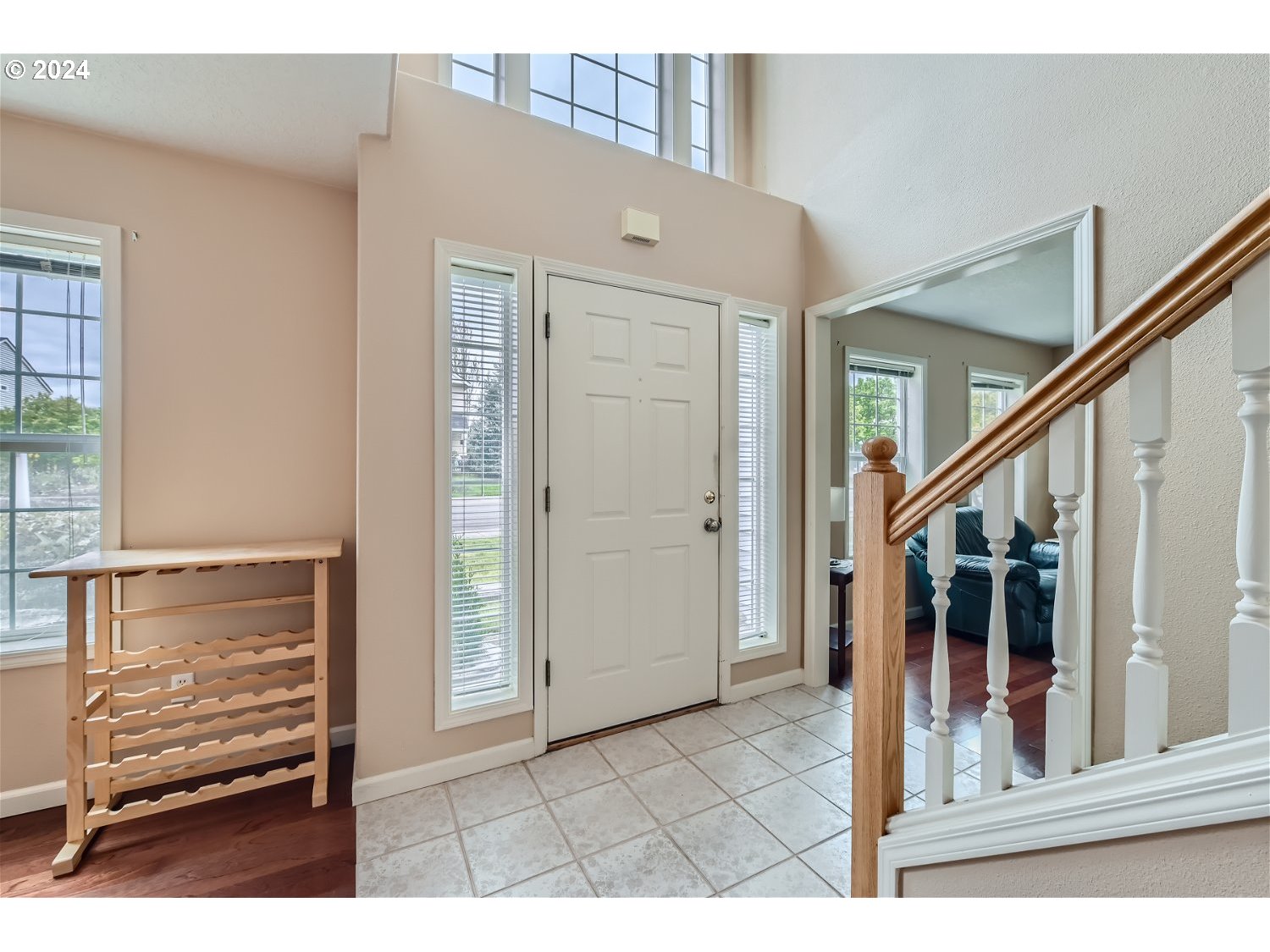 58916 Evergreen Loop St. Helens, OR 97051 - Photo 5 of 28 a view of an entryway with wooden floor