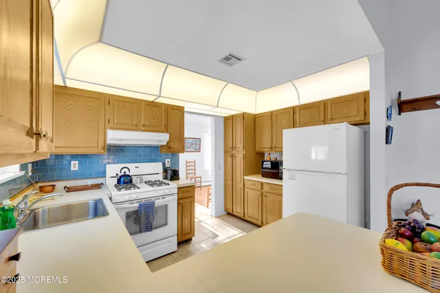 $449,900 | 9 Westgate Court, Toms River, NJ 08757