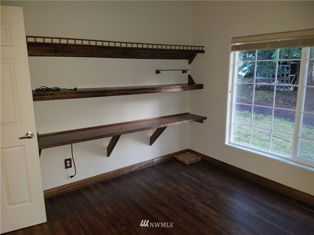 504 Germany Creek Road Longview, WA 98632 - Photo 8 of 13