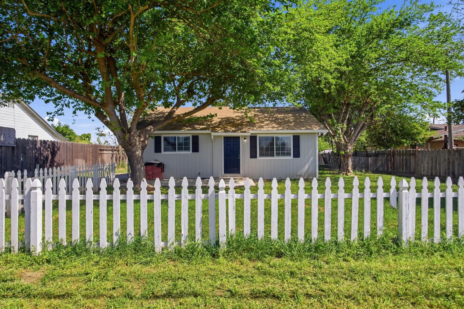 830 Montpelier Road Hickman, CA 95323 - Photo 1 of 29