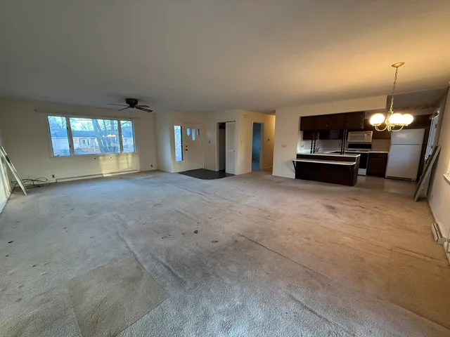 $550,000 | 275 South 8th Avenue, Fruitport, MI 49415