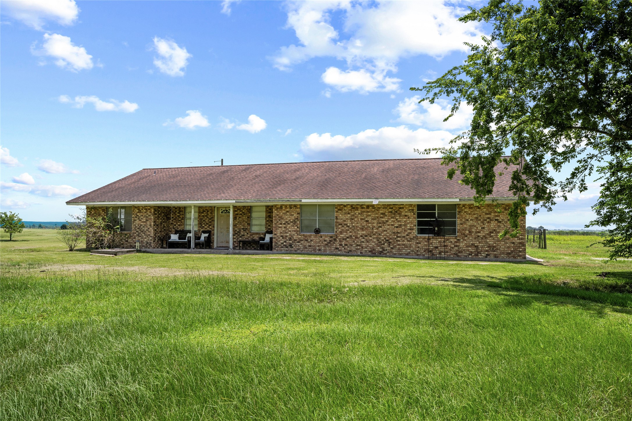2623 Salem Road Brenham, TX 77833 - Photo 4 of 24 Front