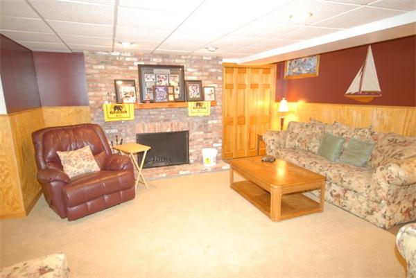 29 Middle Road Amesbury, MA 01913 - Photo 24 of 30