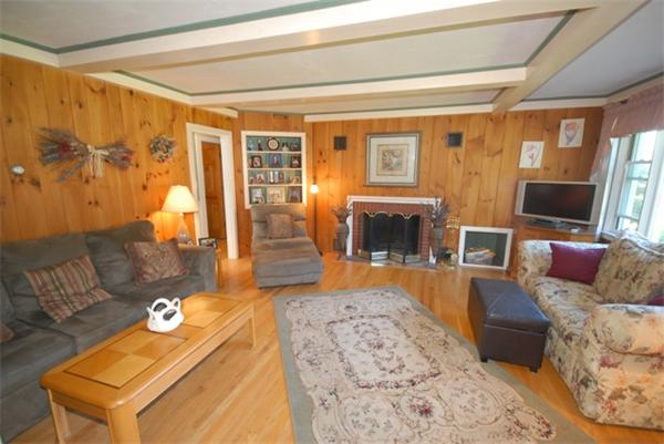 29 Middle Road Amesbury, MA 01913 - Photo 8 of 30