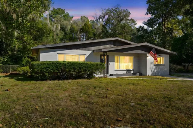 $225,000 | 104 Ederington Drive, Brooksville, FL 34601