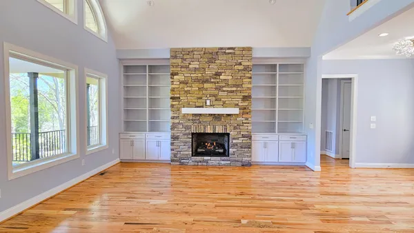 $1,168,000 | 118 North Woodfin Ridge Drive, Inman, SC 29349