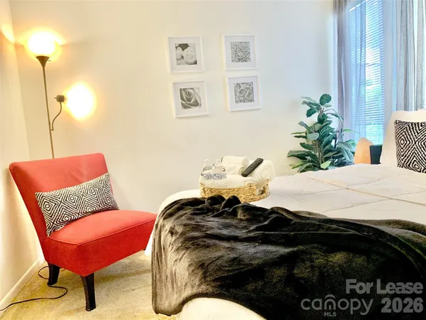 $1,250 | 500 Umstead Drive, Chapel Hill, NC 27516