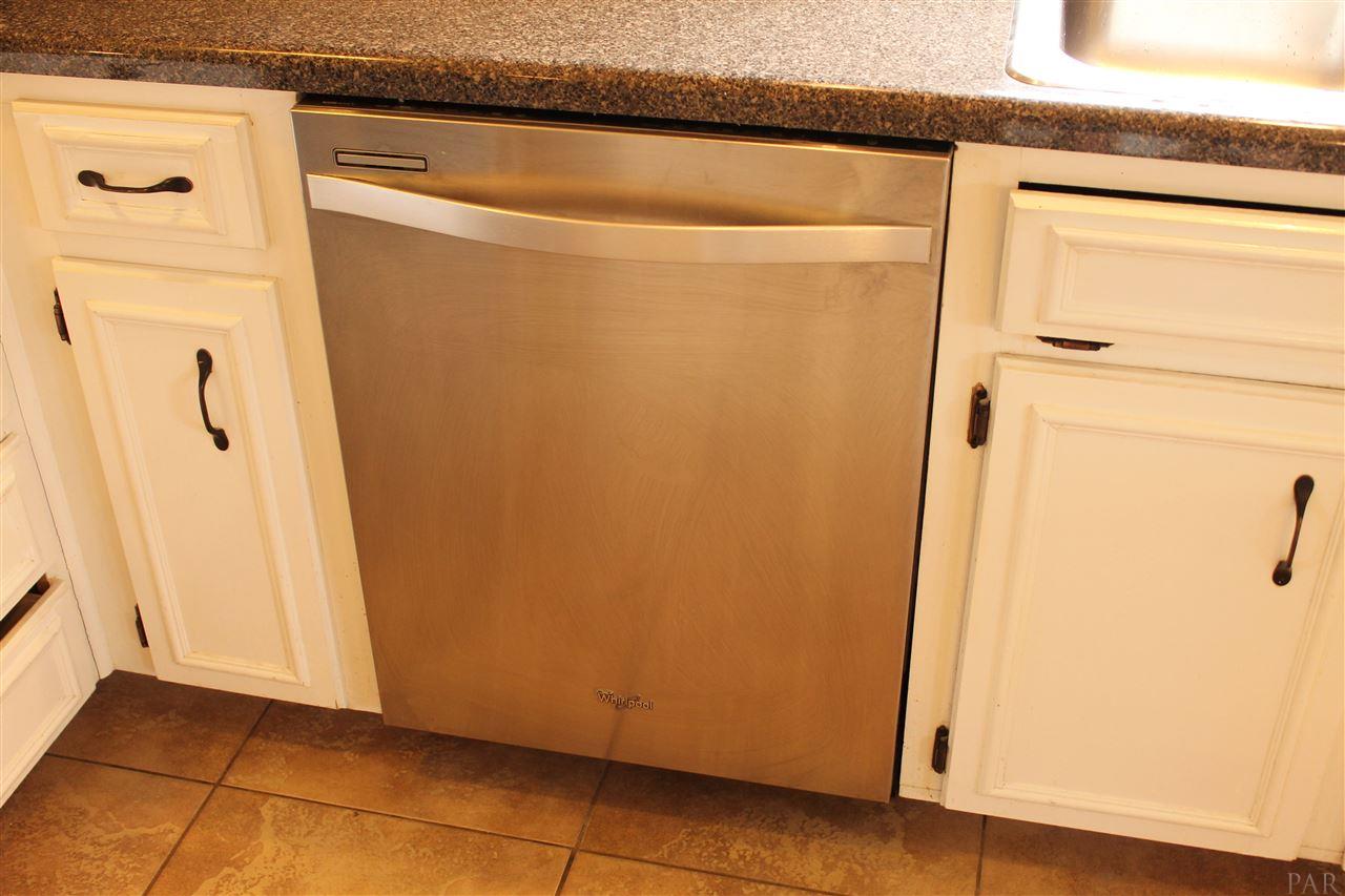 2125 Foxford Street Cantonment, FL 32533 - Photo 13 of 31