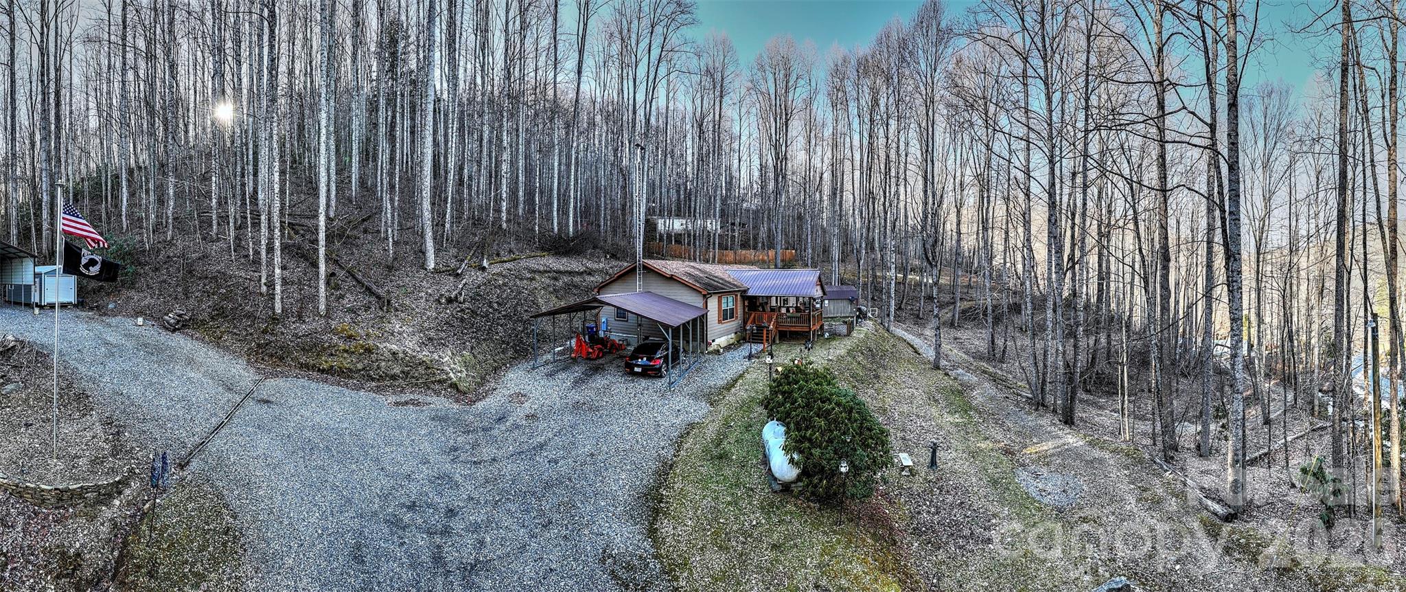 390 Camp Branch Road Whittier, NC 28789 - Photo 2 of 24