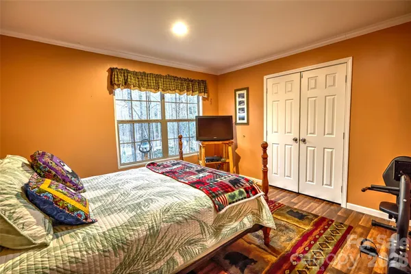 $399,000 | 390 Camp Branch Road, Whittier, NC 28789