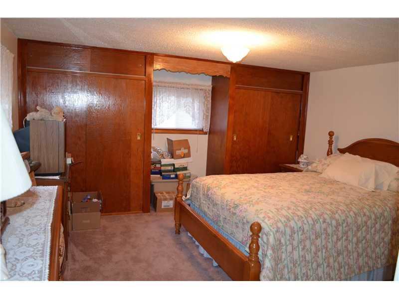 Bedroom. 