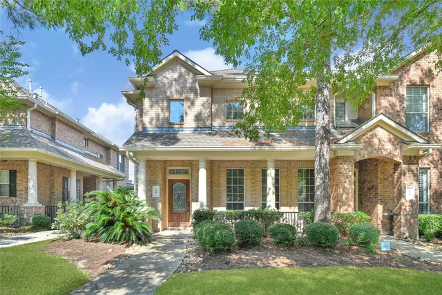 $2,400 | 38 Ginger Jar Street, The Woodlands, TX 77382