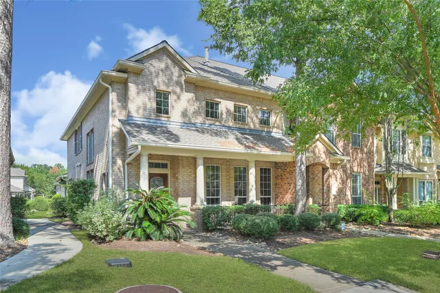 $2,400 | 38 Ginger Jar Street, The Woodlands, TX 77382