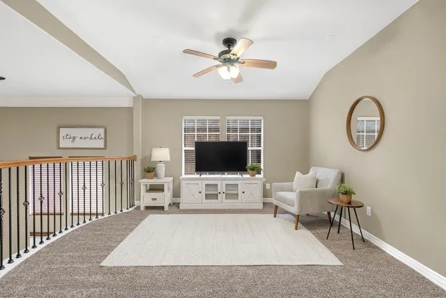 $2,400 | 38 Ginger Jar Street, The Woodlands, TX 77382