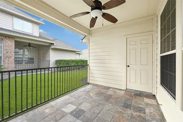 $2,400 | 38 Ginger Jar Street, The Woodlands, TX 77382