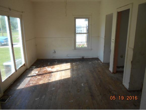 427 Williams Street Rising Sun, IN 47040 - Photo 7 of 9