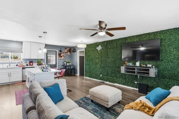 $799,000 | 5567 Las Alturas Terrace, San Diego, CA 92114