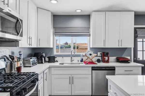 $799,000 | 5567 Las Alturas Terrace, San Diego, CA 92114