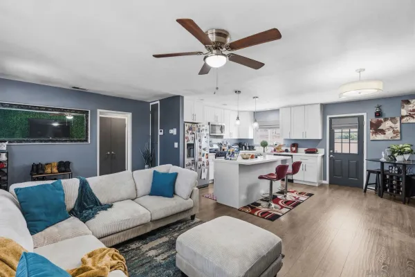 $799,000 | 5567 Las Alturas Terrace, San Diego, CA 92114