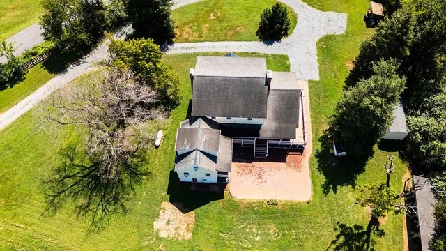 $625,000 | 745 Albevanna Spring Road, Scottsville, VA 24590