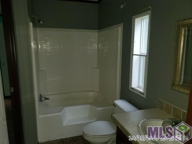 26440 Bobby Gill Road Denham Springs, LA 70726 - Photo 8 of 8 BATH