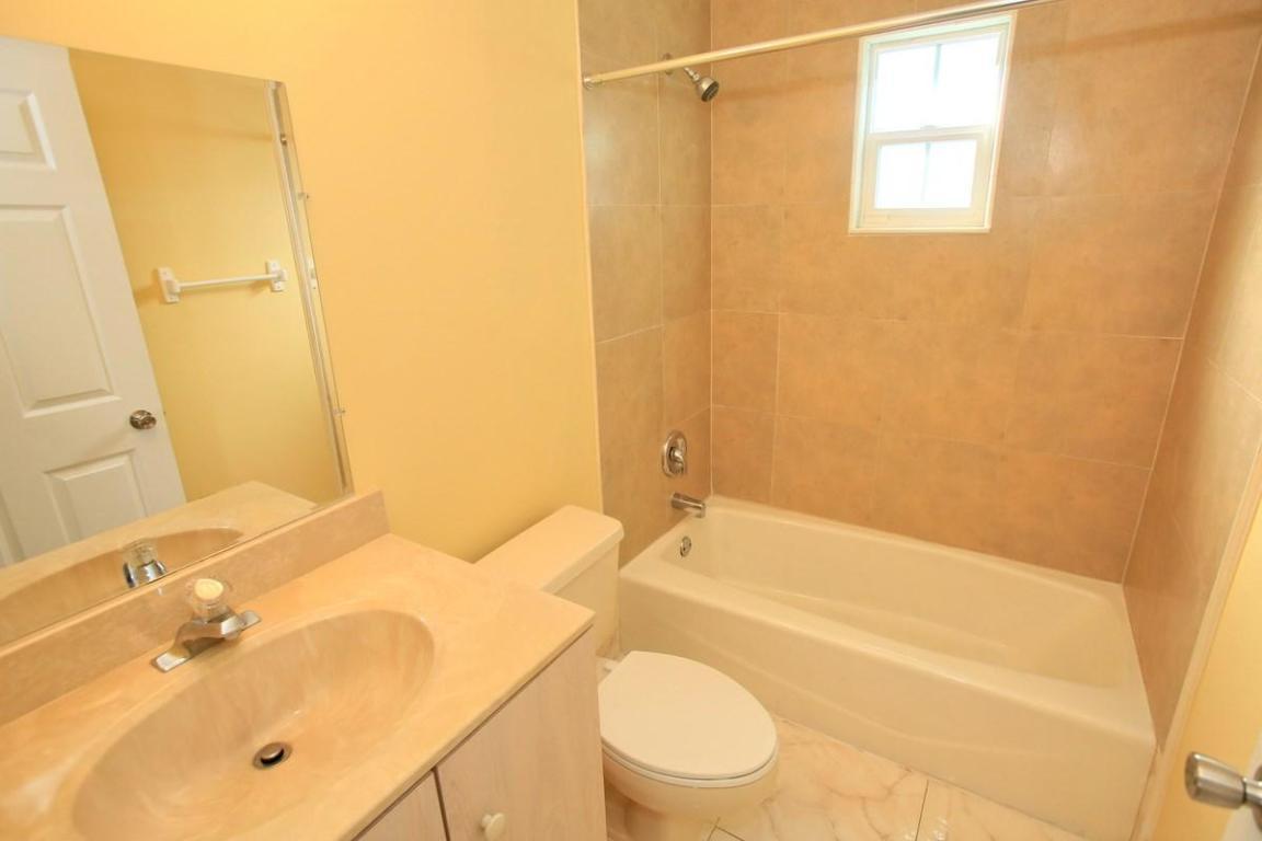 749 West 7th Street Riviera Beach, FL 33404 - Photo 9 of 9 20161011144818820412000000-o