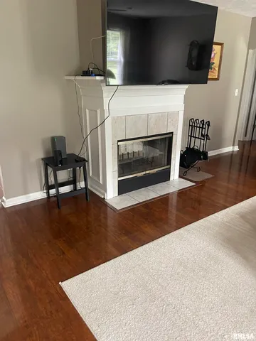 $334,900 | 117 Jeremy Drive, Carterville, IL 62918