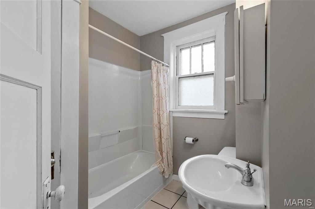 6119 Southwest Avenue, Unit 2F St. Louis, MO 63139 - Photo 14 of 18