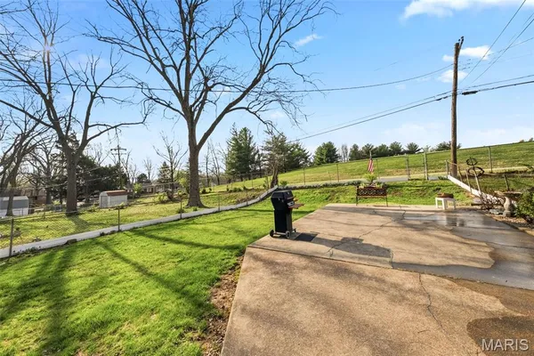 $149,900 | 10512 St Francis Lane, St. Ann, MO 63074