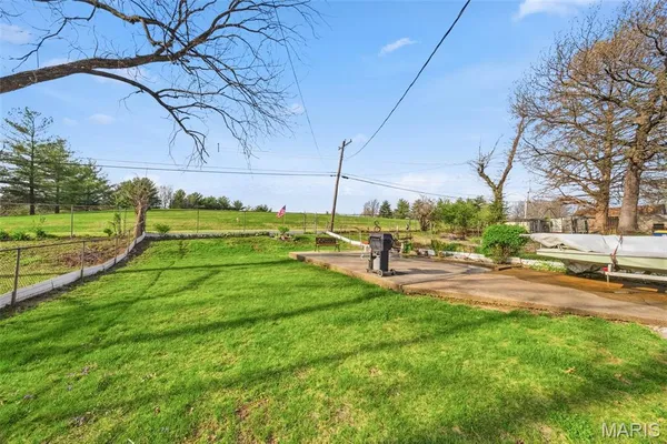 $149,900 | 10512 St Francis Lane, St. Ann, MO 63074