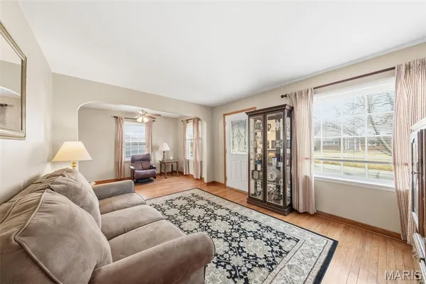 $149,900 | 10512 St Francis Lane, St. Ann, MO 63074