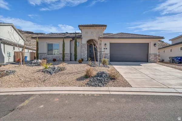 $724,999 | 1466 North Arena Roja Drive, Washington, UT 84780