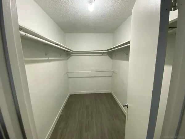 $2,690 | 702 R Avenue, National City, CA 91950