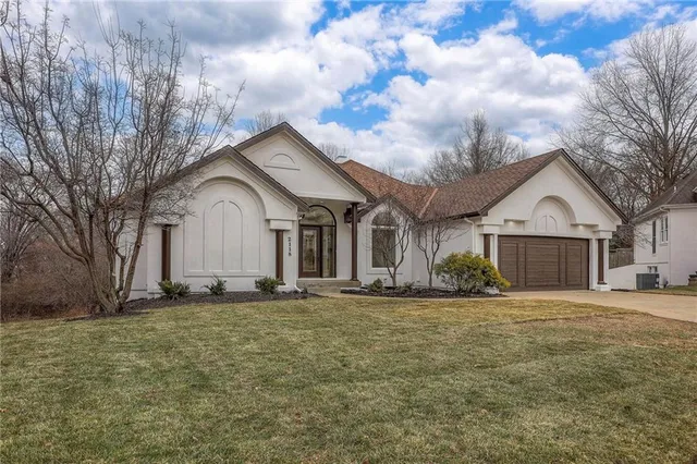 $539,900 | 2118 Northwest 81 Court, Kansas City, MO 64151