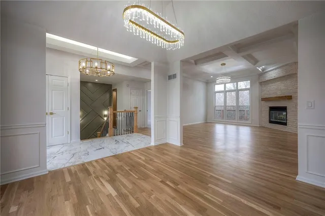 $539,900 | 2118 Northwest 81 Court, Kansas City, MO 64151