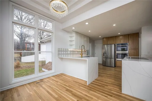 $539,900 | 2118 Northwest 81 Court, Kansas City, MO 64151