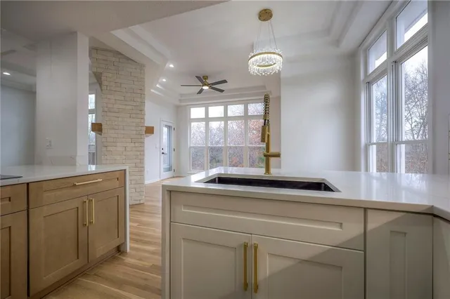 $539,900 | 2118 Northwest 81 Court, Kansas City, MO 64151