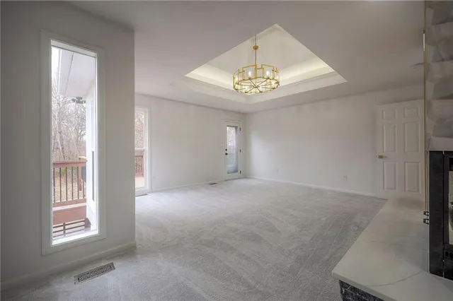 $539,900 | 2118 Northwest 81 Court, Kansas City, MO 64151