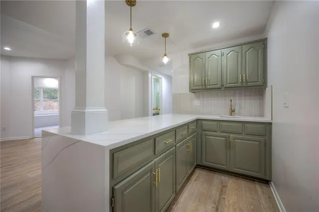 $539,900 | 2118 Northwest 81 Court, Kansas City, MO 64151