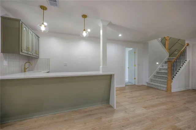 $539,900 | 2118 Northwest 81 Court, Kansas City, MO 64151