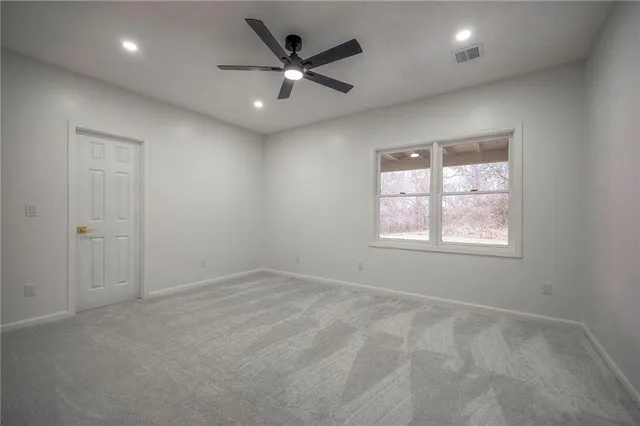 $539,900 | 2118 Northwest 81 Court, Kansas City, MO 64151