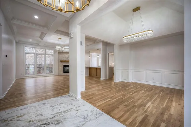 $539,900 | 2118 Northwest 81 Court, Kansas City, MO 64151